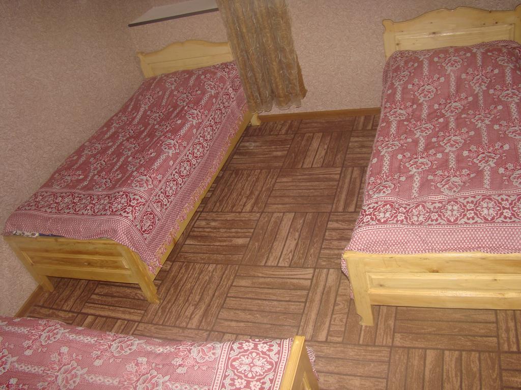 Guest House Tavaduri Mestia Extérieur photo