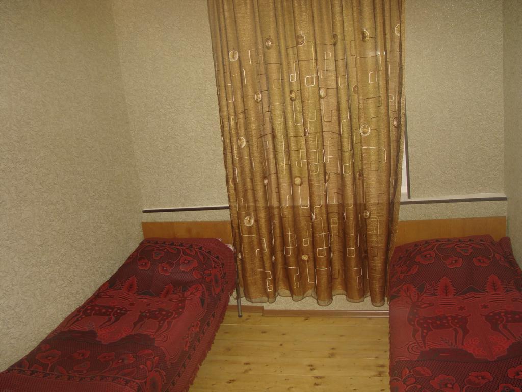 Guest House Tavaduri Mestia Extérieur photo