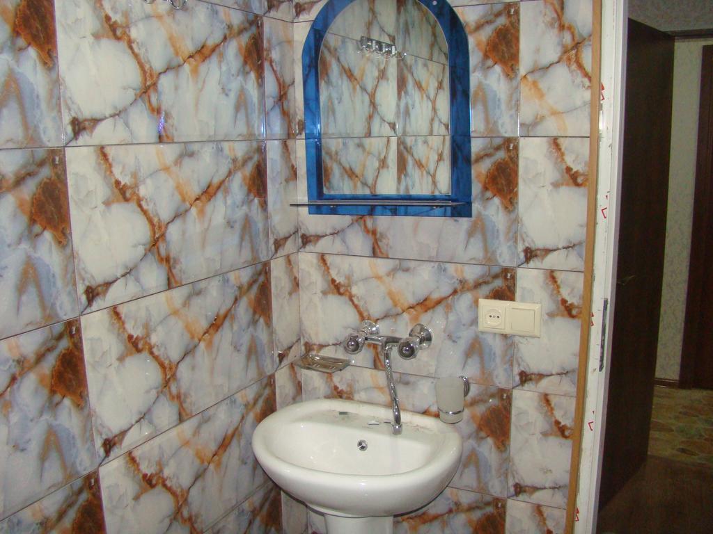 Guest House Tavaduri Mestia Extérieur photo