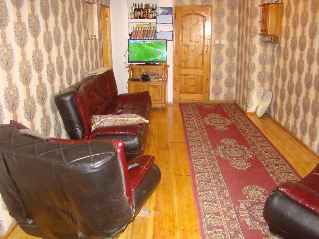 Guest House Tavaduri Mestia Extérieur photo