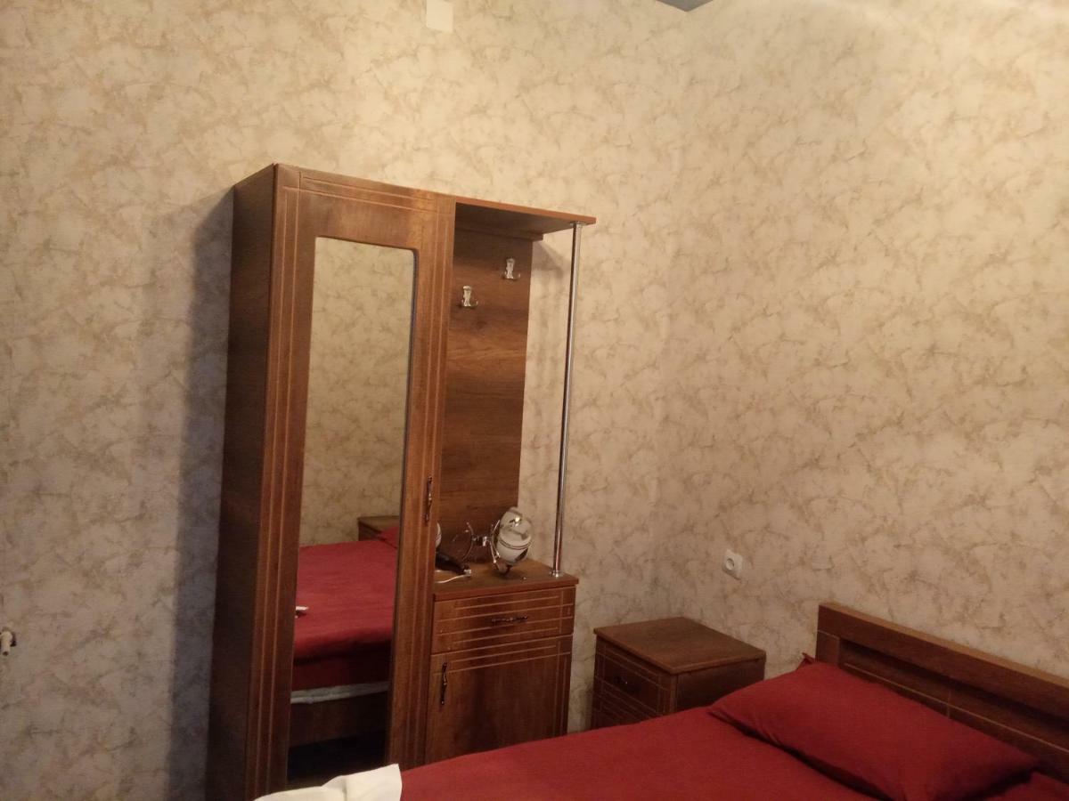 Guest House Tavaduri Mestia Extérieur photo